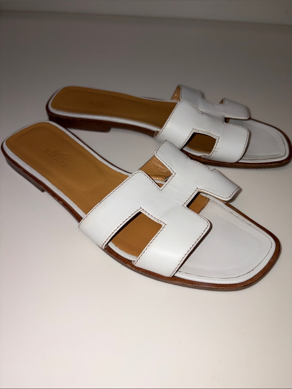 Hermes White Leather Slide Sandals - Women's - Picture 2 of 5